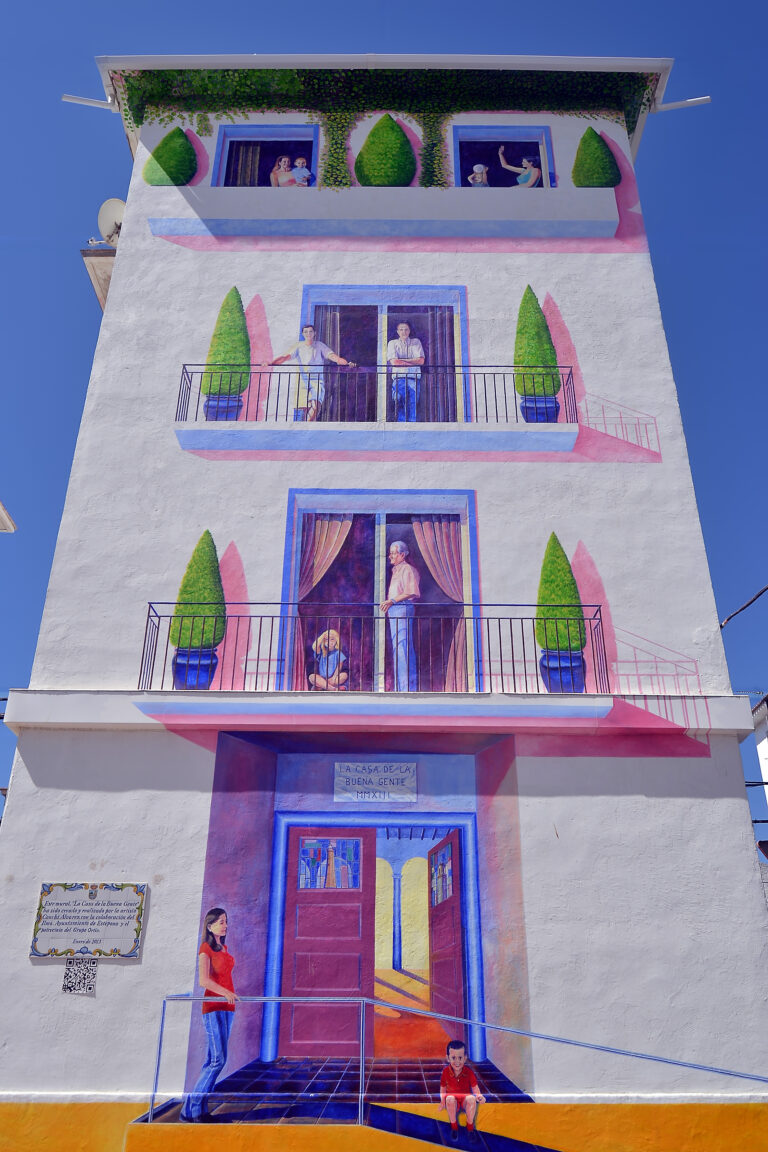 2. La casa de la buena gente 768x1152